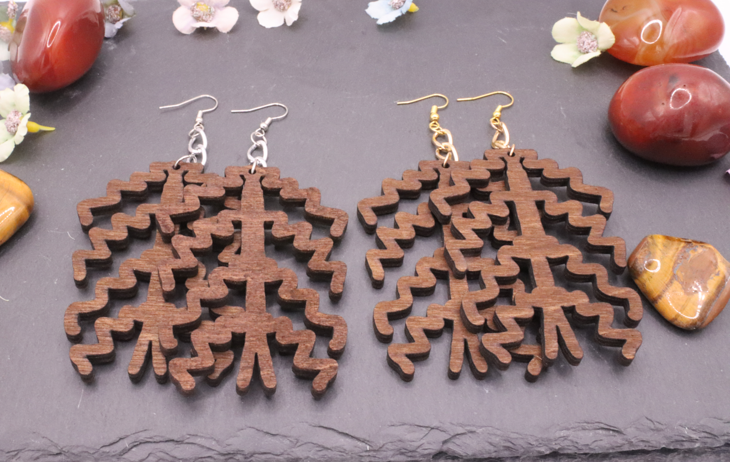 358–StormLeaf – Wooden Zigzag Leaf Statement Earrings