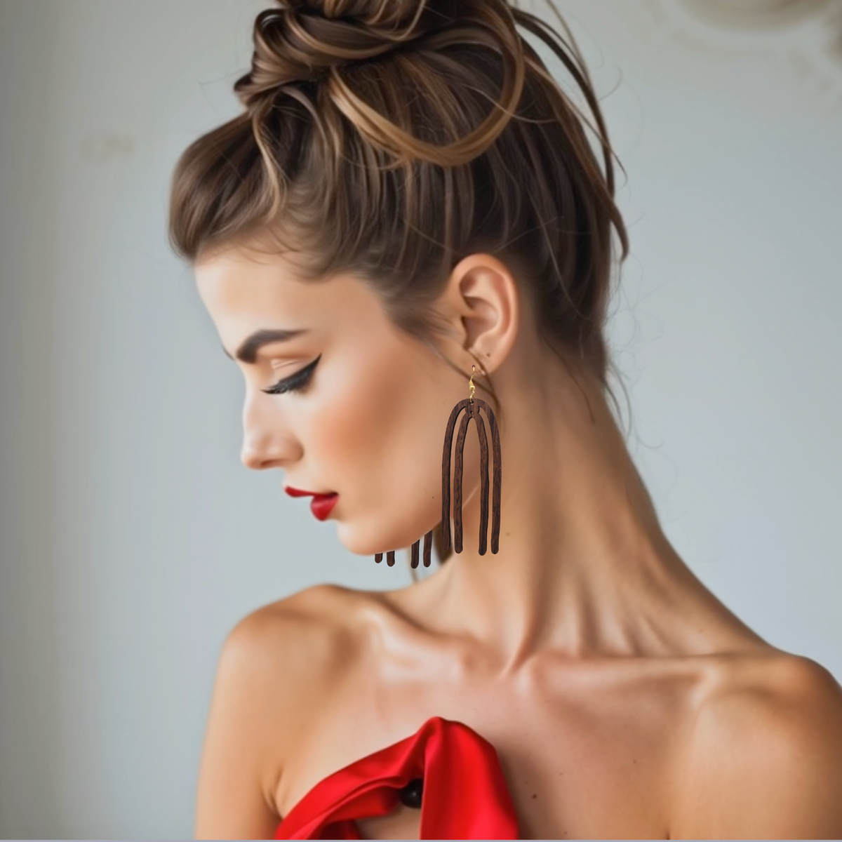 Willow Arch Earrings – Sculpted Wooden Elegance